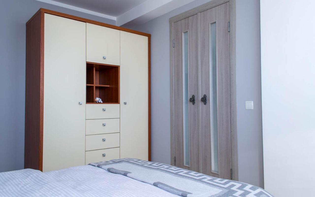 Cozy 2-Room Apartment On Zhvanetsky Boulevard Odessa Exterior foto