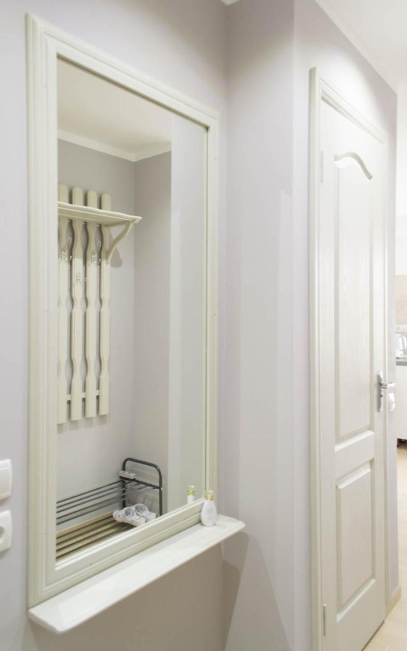 Cozy 2-Room Apartment On Zhvanetsky Boulevard Odessa Exterior foto